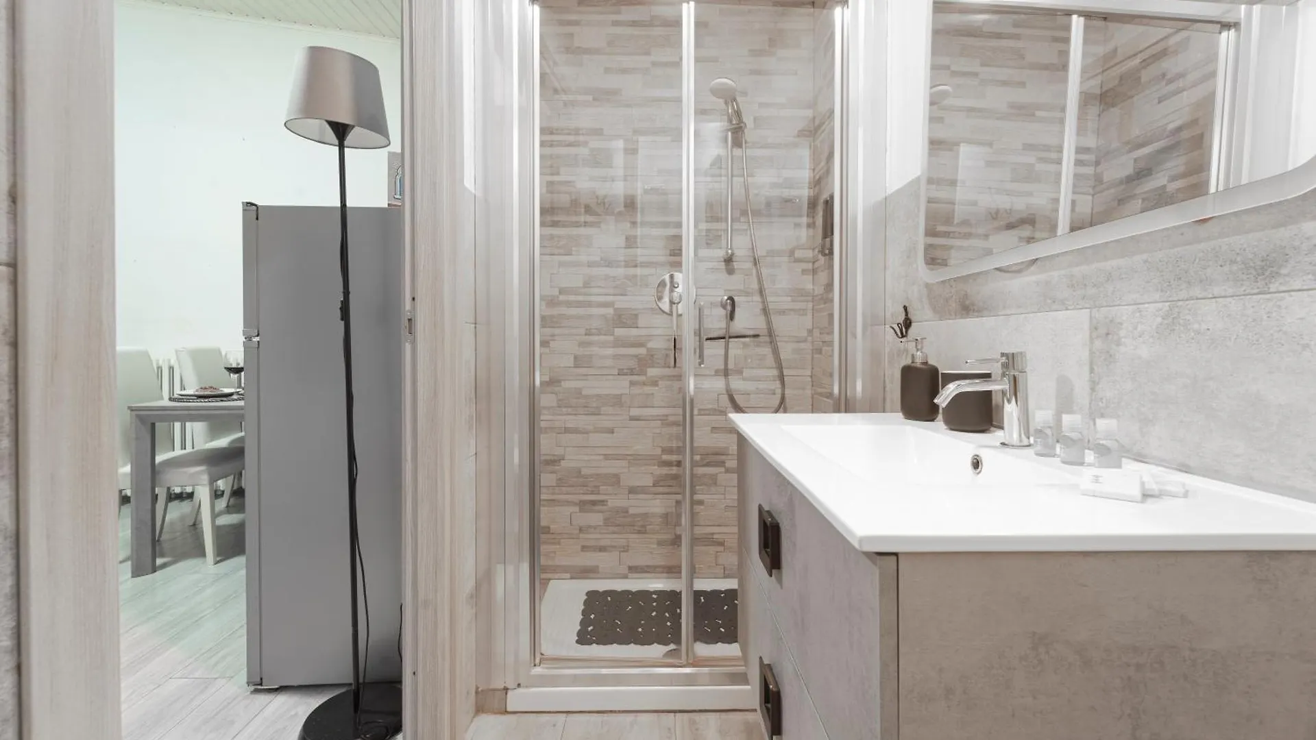מילאנו Art Design Apartment - City Center